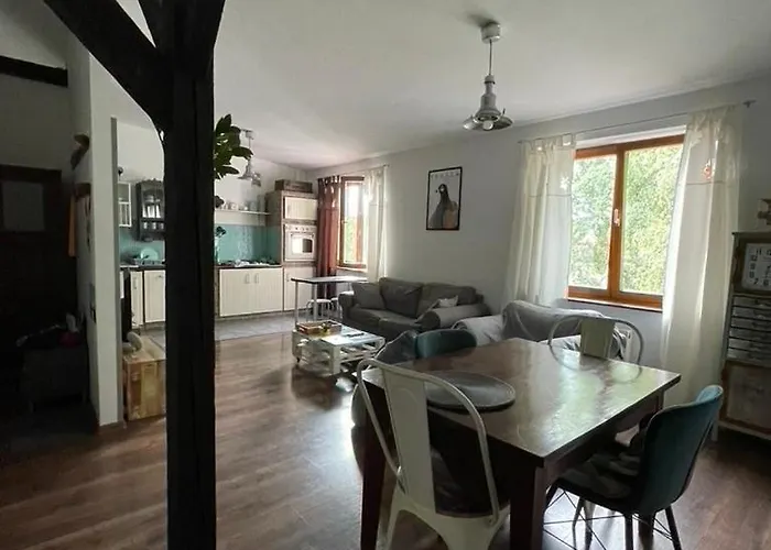 Piekny,duzy Loft 80 Metrow Blisko Centrum Daire